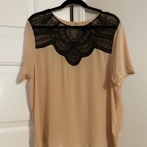 Lie, size large, blush blouse with lace detailing